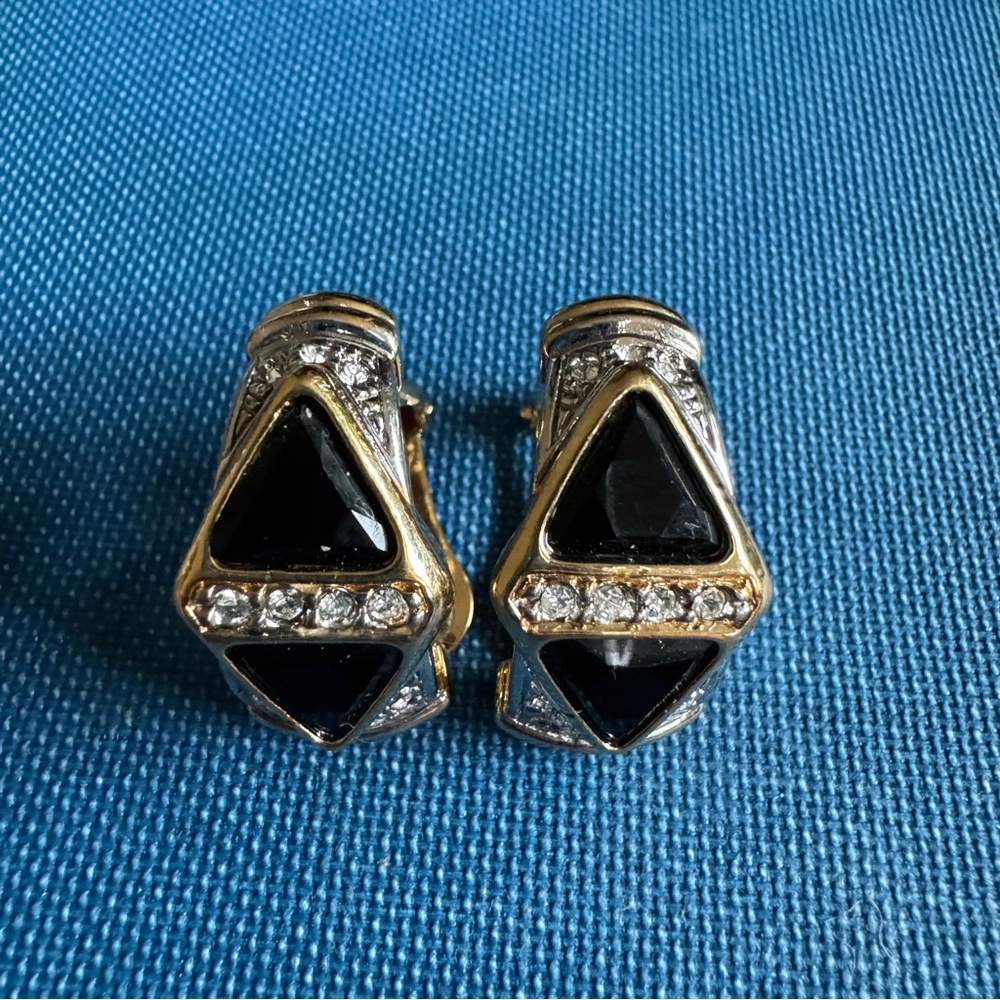 Vintage Black and Gold Earrings